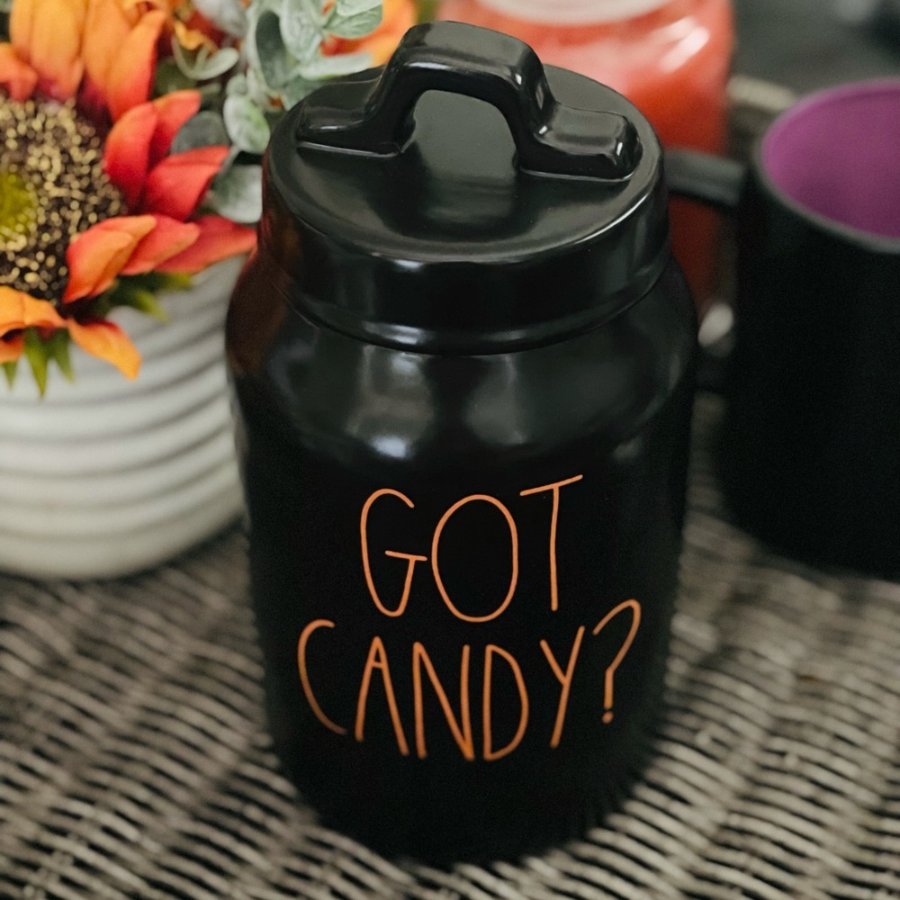 🎃🍬Rae Dunn GOT CANDY? canister